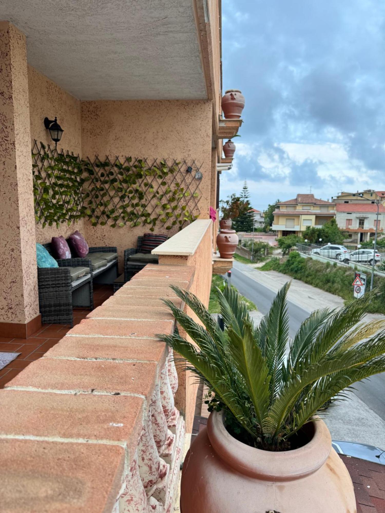 Appartamento Vacanza Moch - Viaggiatori Alla Scoperta Della Costa Dei Trabocchi Francavilla Al Mare Exteriör bild